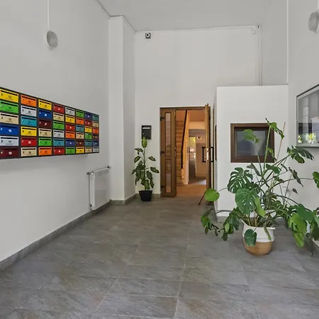 Maison O Ultramarin Apartment Bukarest